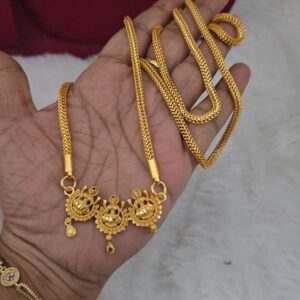 Premium foaming 28 inch lakshmi dollar chain 