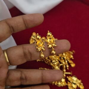 Premium foaming drops earings