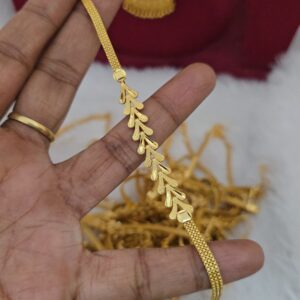 Premium foaming bracelet