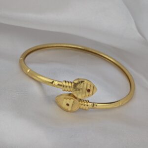 premium foaming  vel bracelet