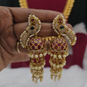  Premium quality kundan stone jhumka comes antique finish