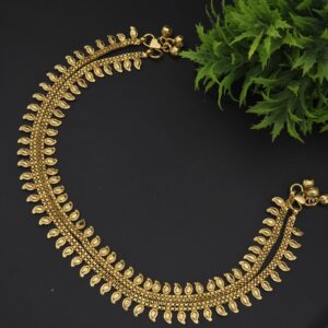 Premium Foaming manga design anklets 