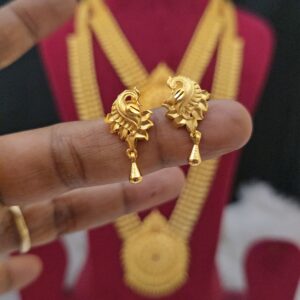 Premium foaming peacock drops earing