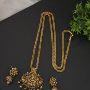 Premium matt lakshmi dollar chain with earings