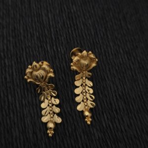 Premium foaming chain drops earings 