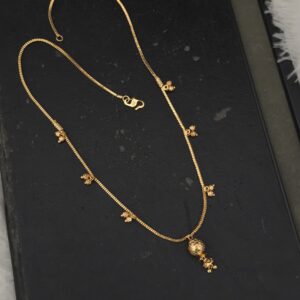 Premium foaming ball necklace