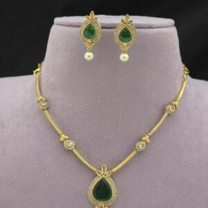 Premium foaming pearl palak necklace 