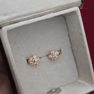 Premium rosegold ad stone stud