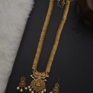  Premium matt lakshmi haram with eairngs 