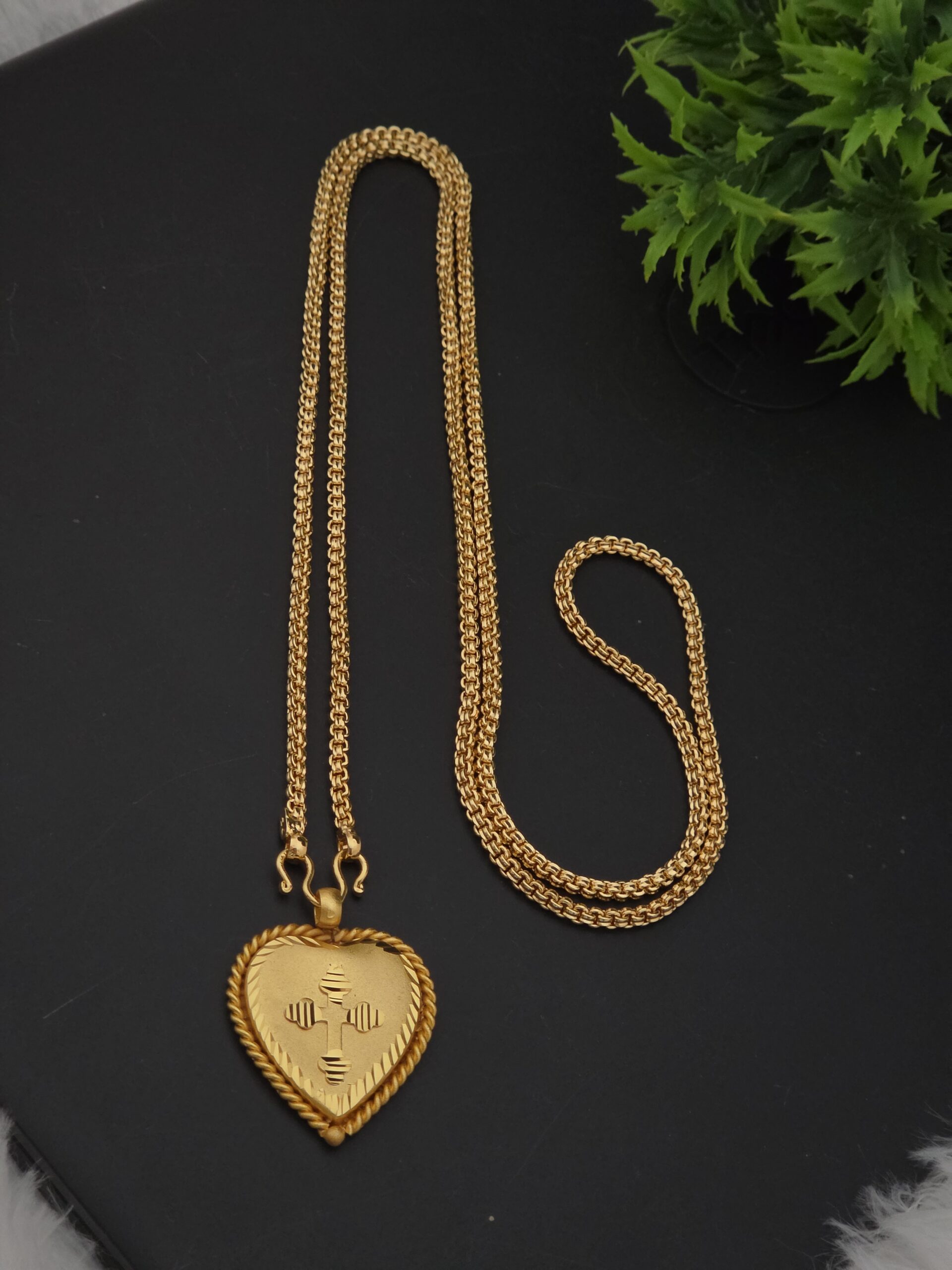 Premium foaming 32 inch dollar chain one day offer