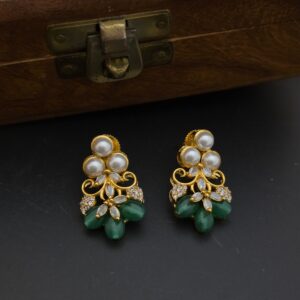 Premium foaming pearl drops earings 