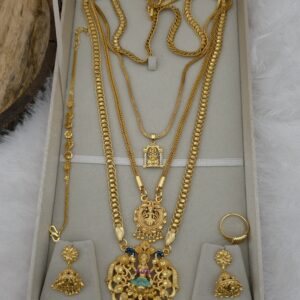 Premium Foaming lakshmi combo comes enamel work