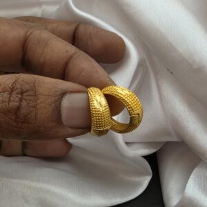 Premium foaming bali stud 