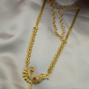 Premium foaming ad stone peacock necklace