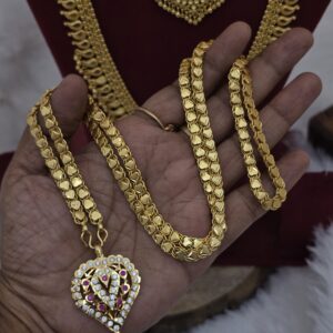 Premium impon 32 inch ad stone heart dollar chain 