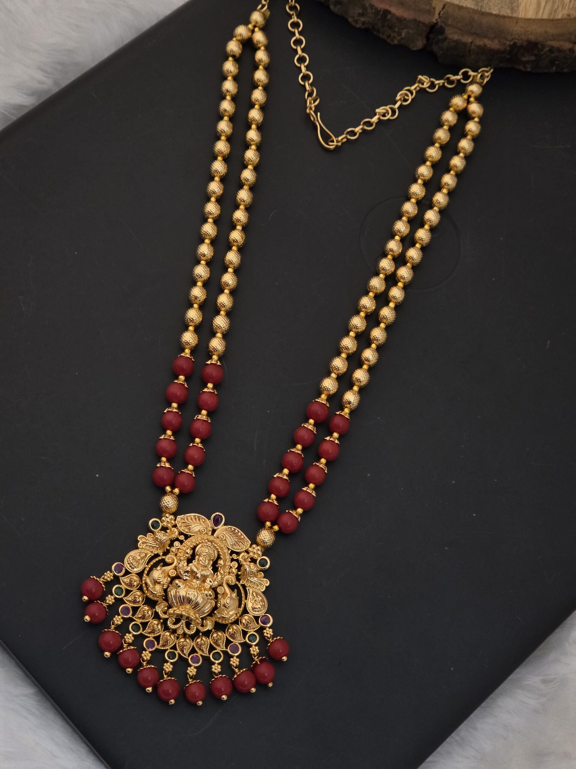 Premium foaming lakshmi coral double layer necklace