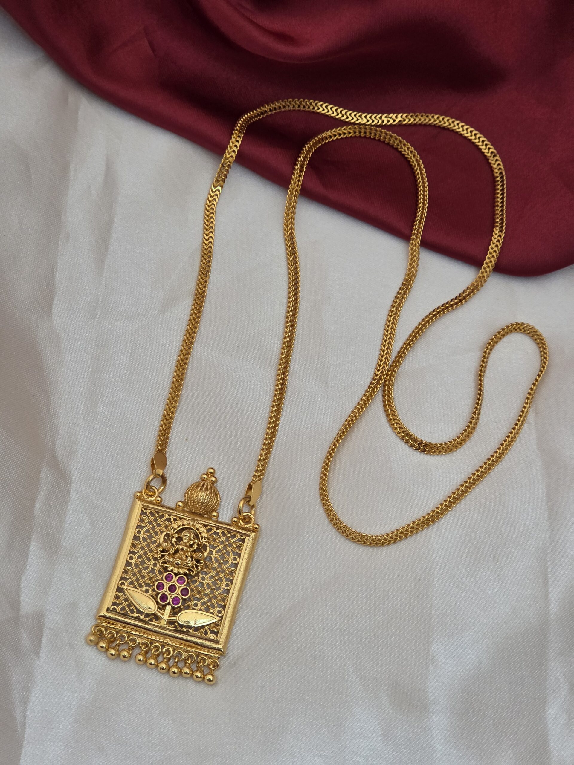 Premium foaming ad stone 32inch dollar chain