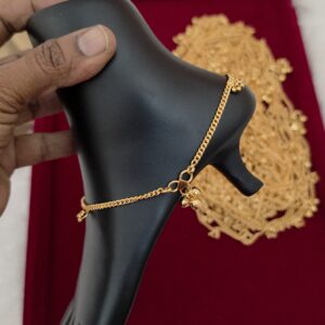 Premium foaming sounding anklets