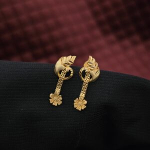 Premium foaming peacock chain drops stud