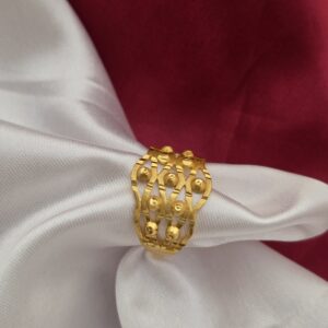 Premium foaming trending big  look ring 