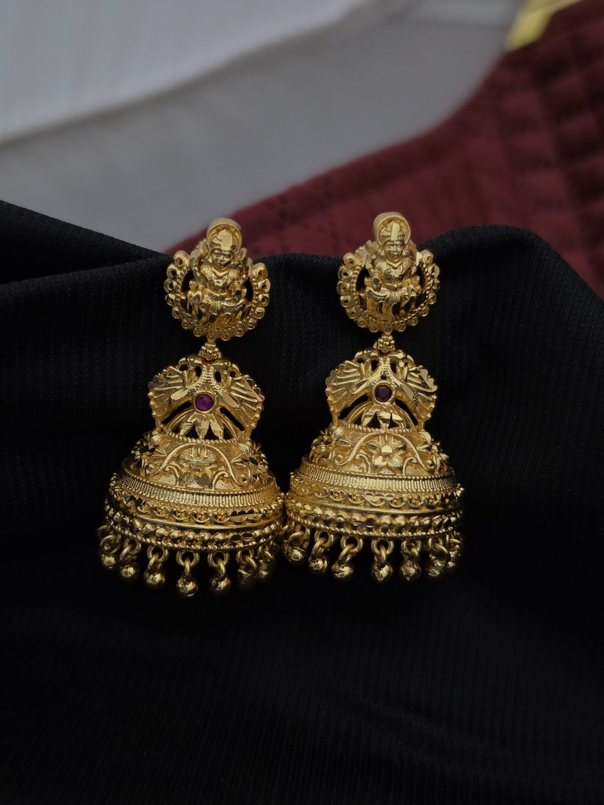 Premium foaming super famous trending lakshmi jhumka extra premium special offer