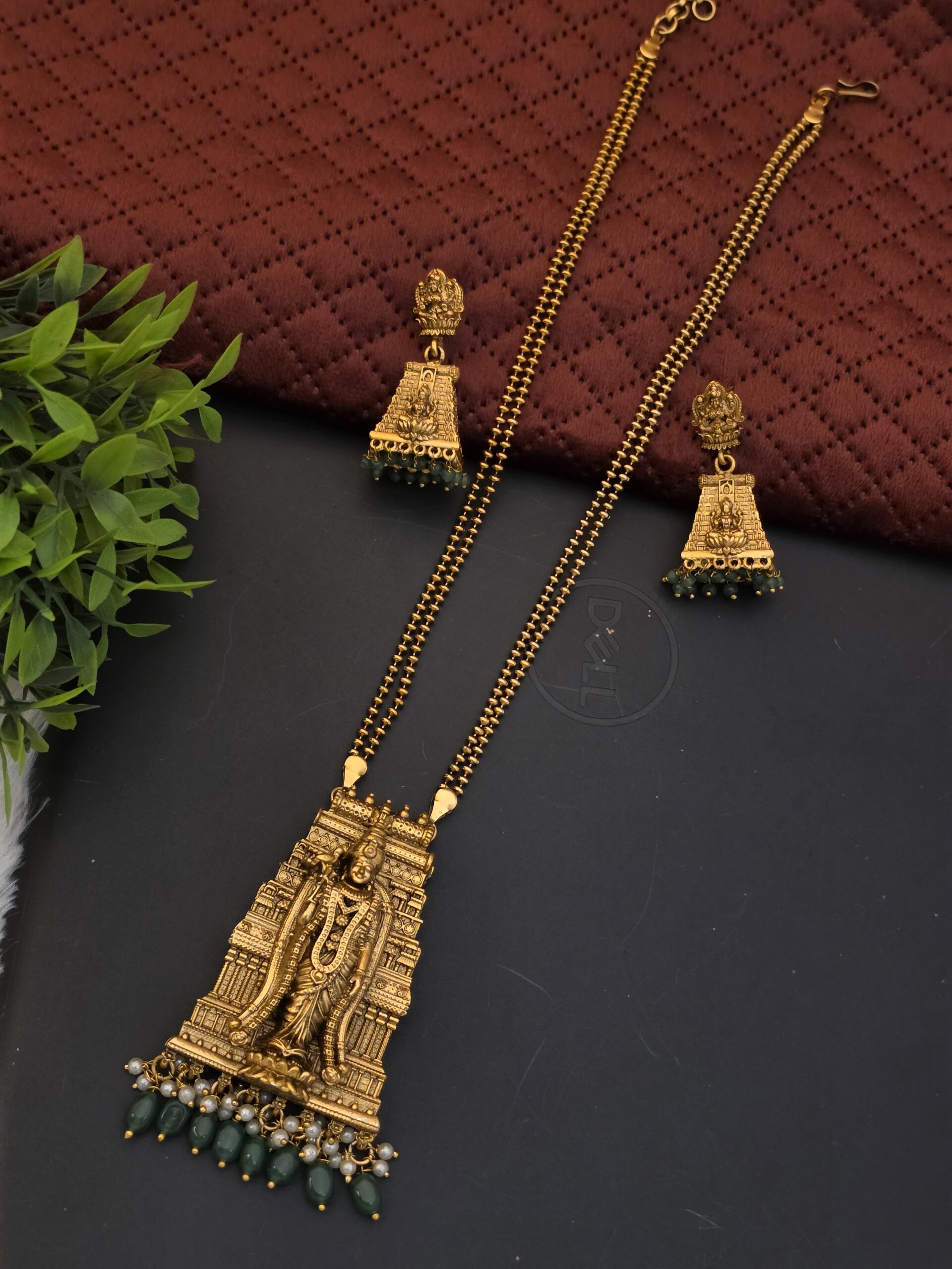 Premium Matt lakshmi kopuram haram with green drops