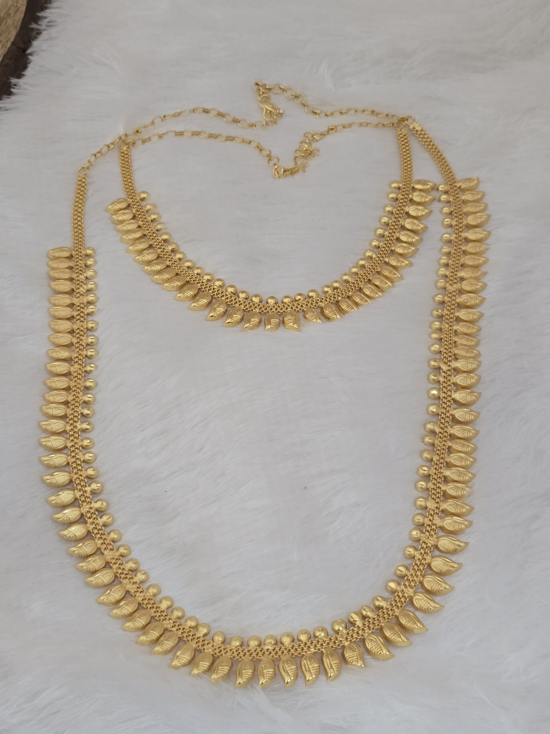 Premium quality foaming arumbu kerela combo set comes necklace and haram