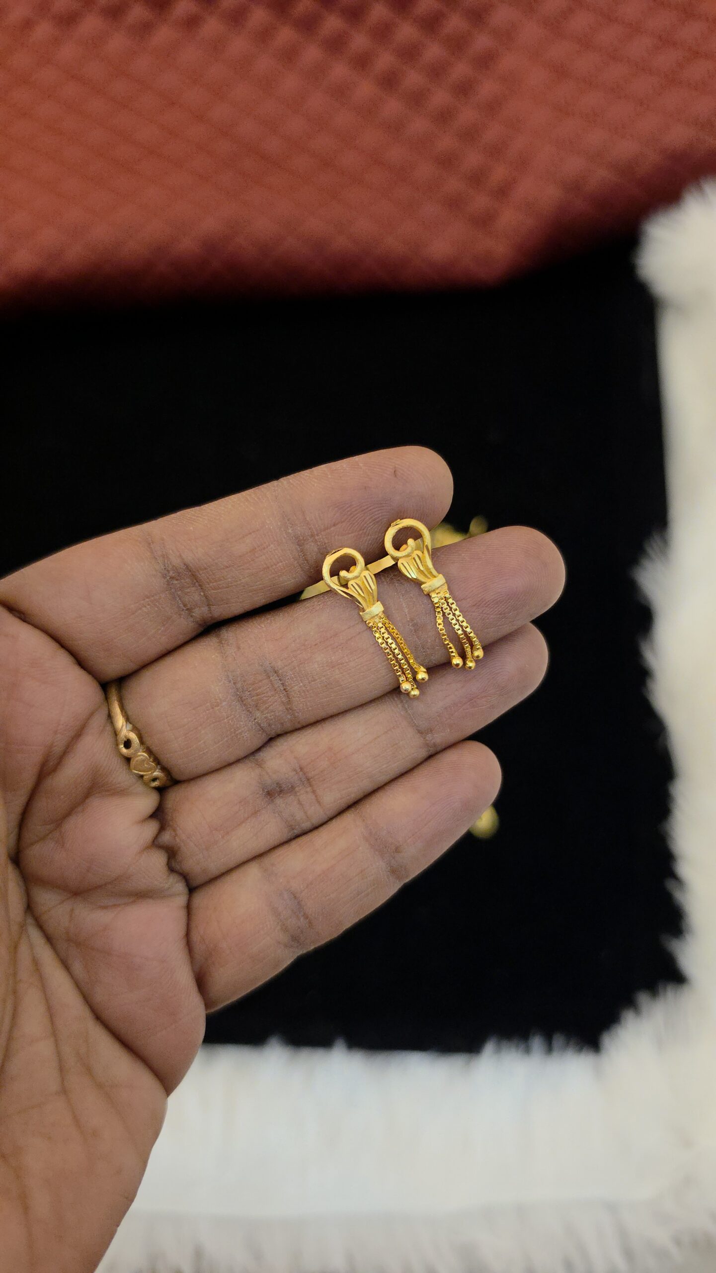 Premium foaming chain drops earing