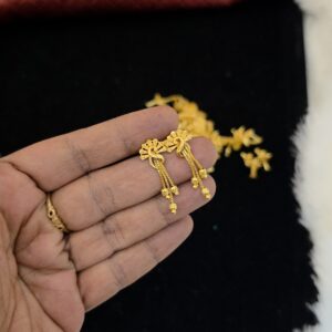 Premium foaming peacock chain drops earing