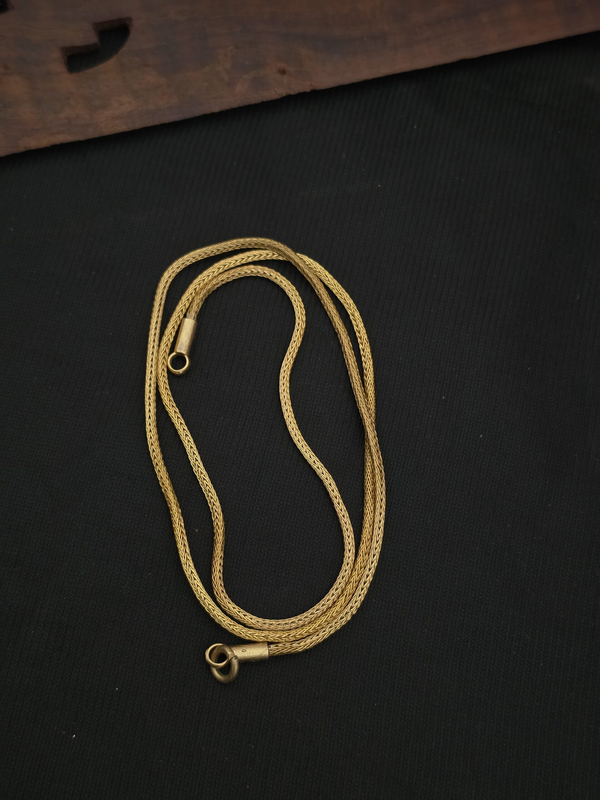 Premium Impon V Type Chain 24 Inches