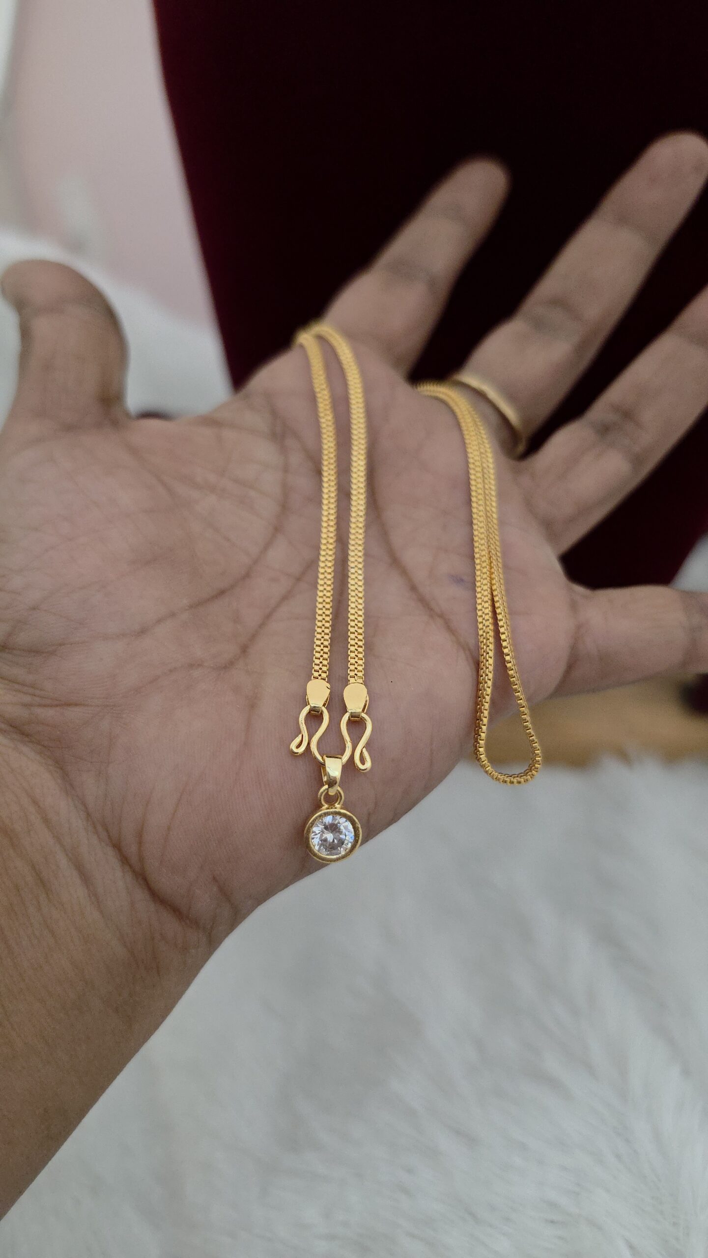 One Day Offer Ad Stone Dollar Chain