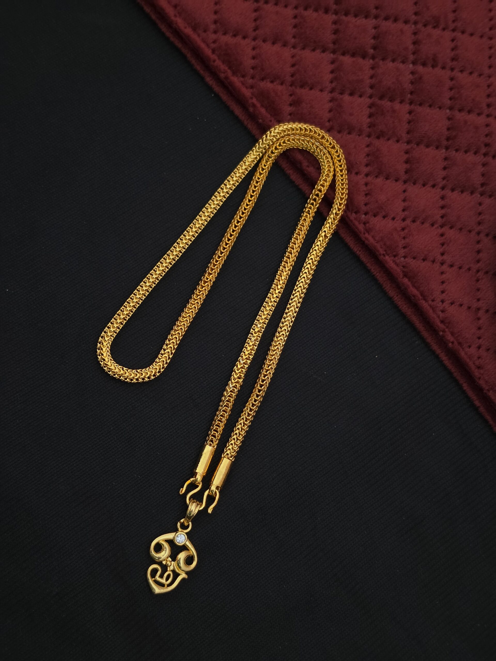 Premium Foaming Murugar Dollar Chain 18 Inch
