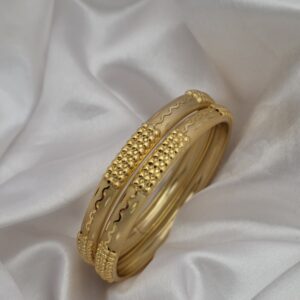 Premium Foaming Rich Look Bangle