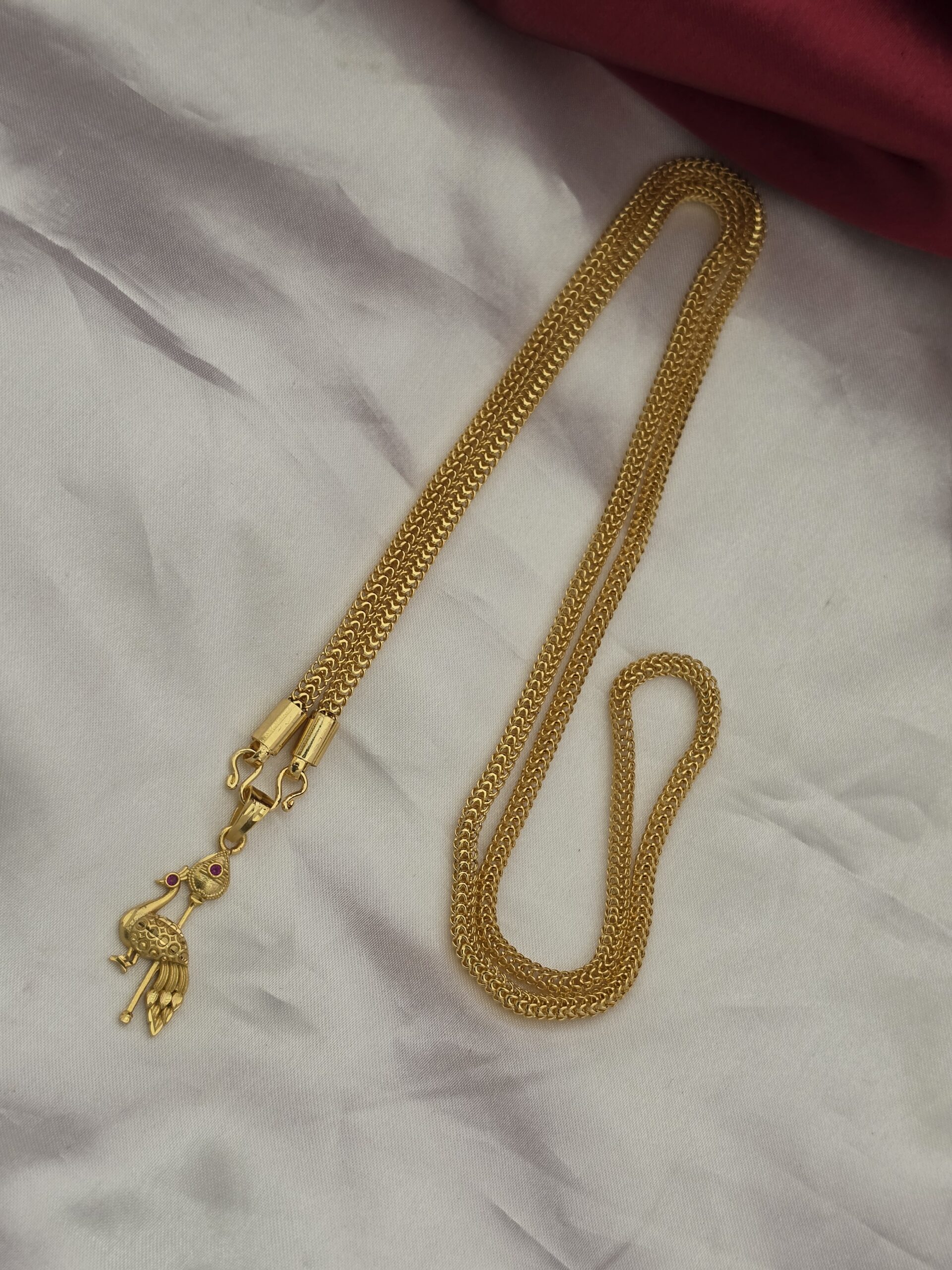 Premium Foaming Murugar Peacock Dollar Chain 32 Inch
