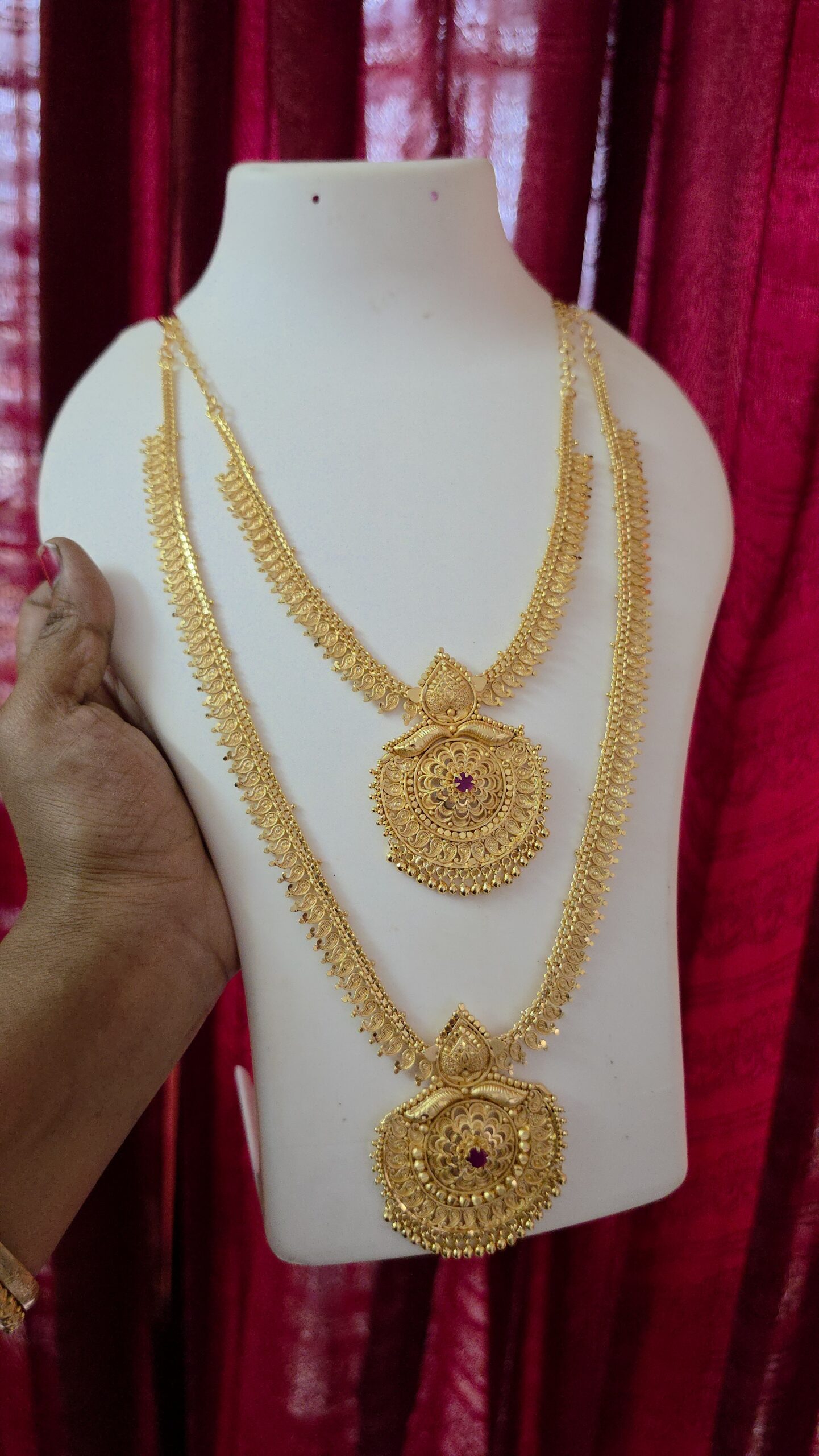 Premium Foaming Manga Type Necklace With Haram