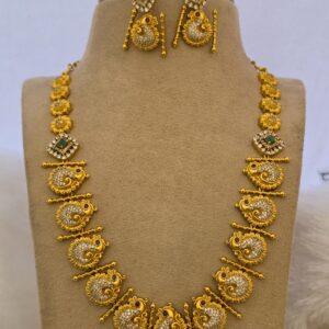 Premium Matt Finish Manga Haram With Stud