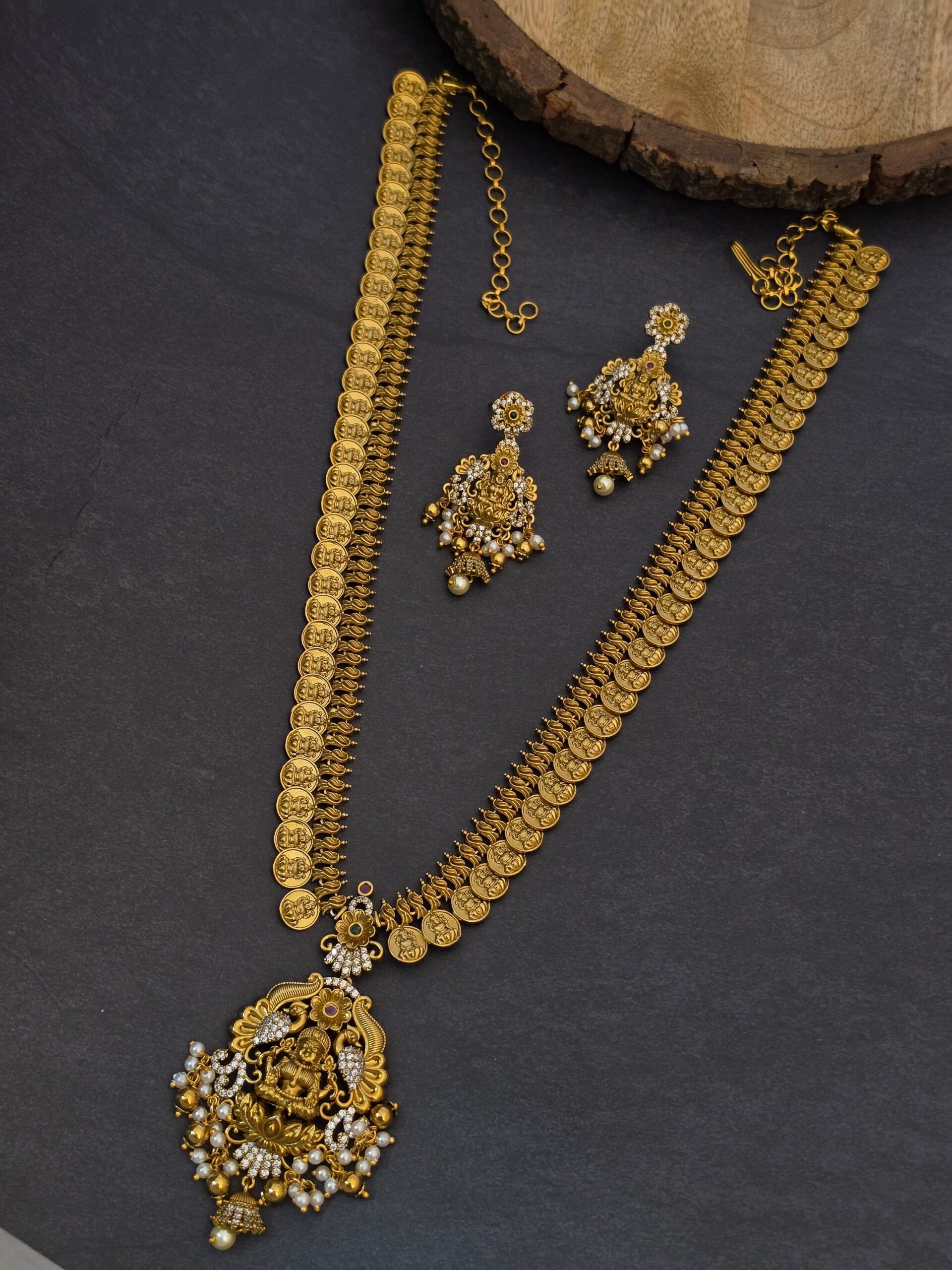 Premium Matt Lakshmi Coin Haram With Earings