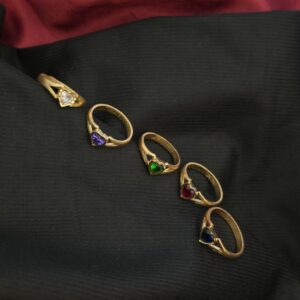 Premium Impon Ad Stone Heart Ring