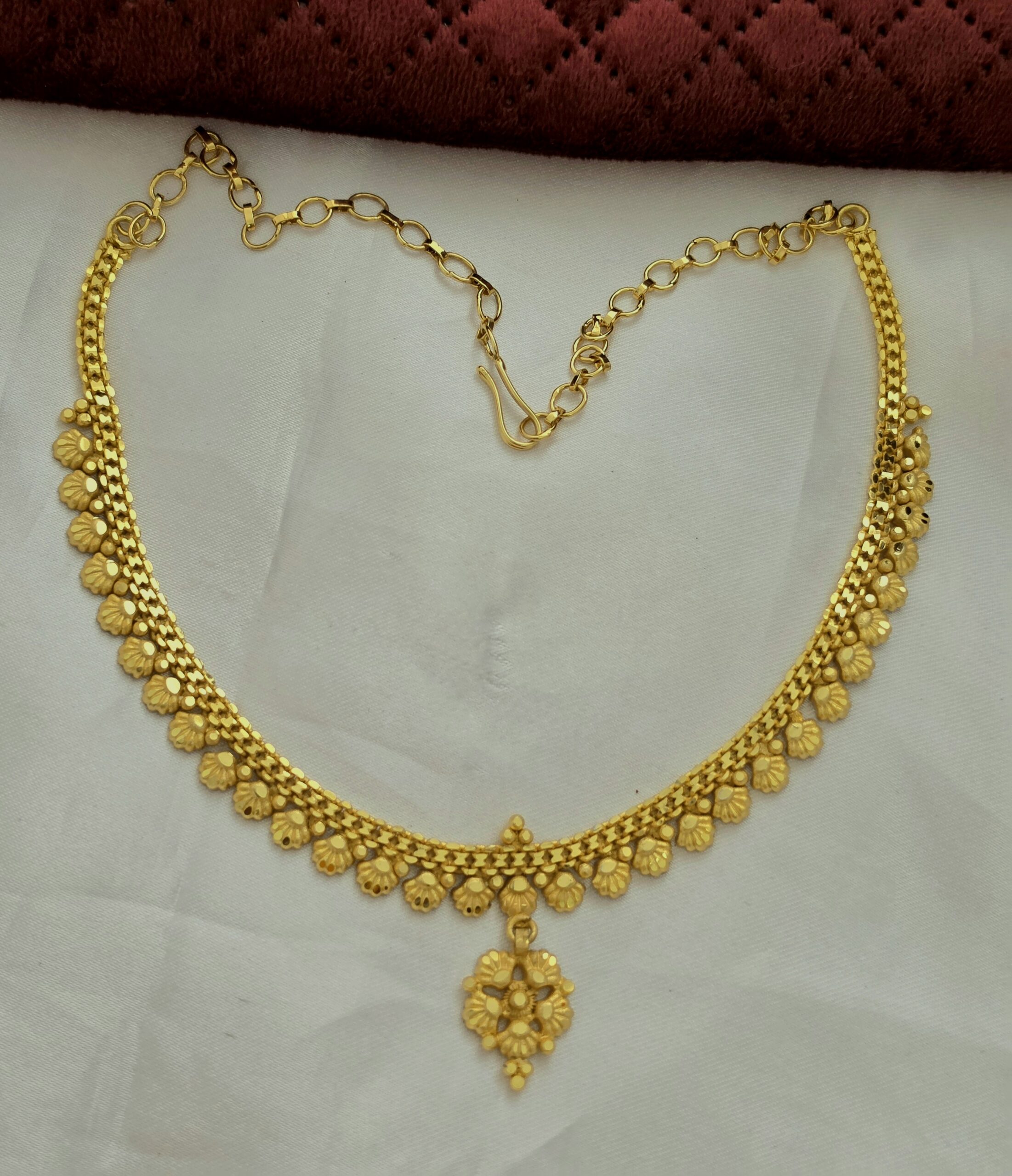 Premium Foaming Arumbu Necklace