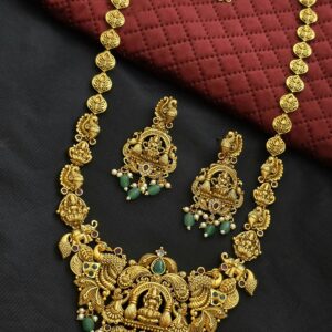 Premium Matt finish Lakshmi Haram with Earings.